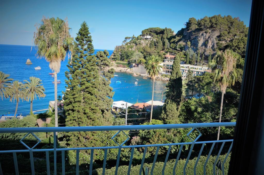 B&B A Due Passi Dal Mare Taormina Exteriér fotografie
