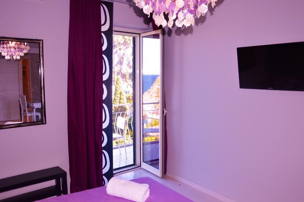 B&B A Due Passi Dal Mare Taormina Exteriér fotografie